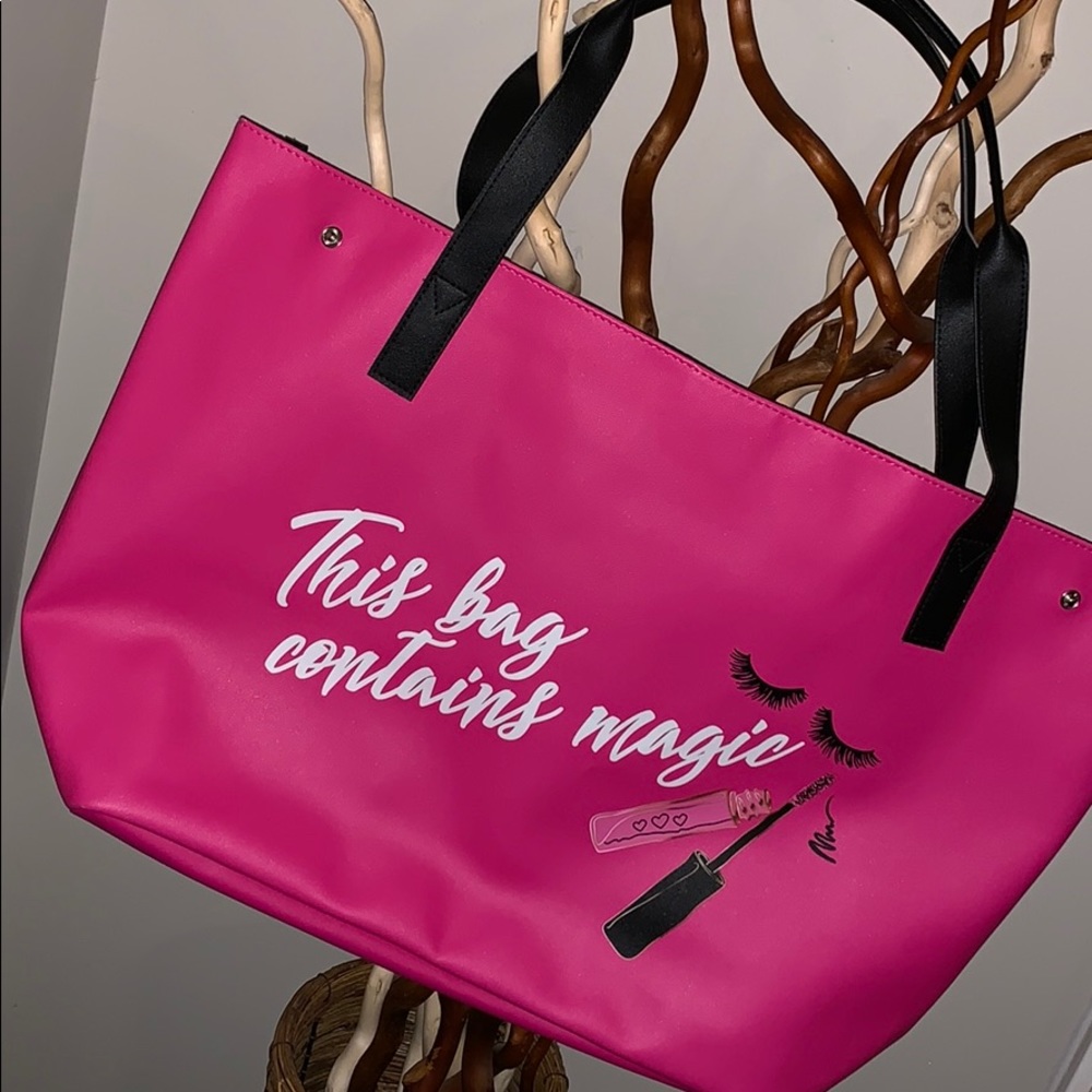 Overnight/ Hair/ makeup bag never used!